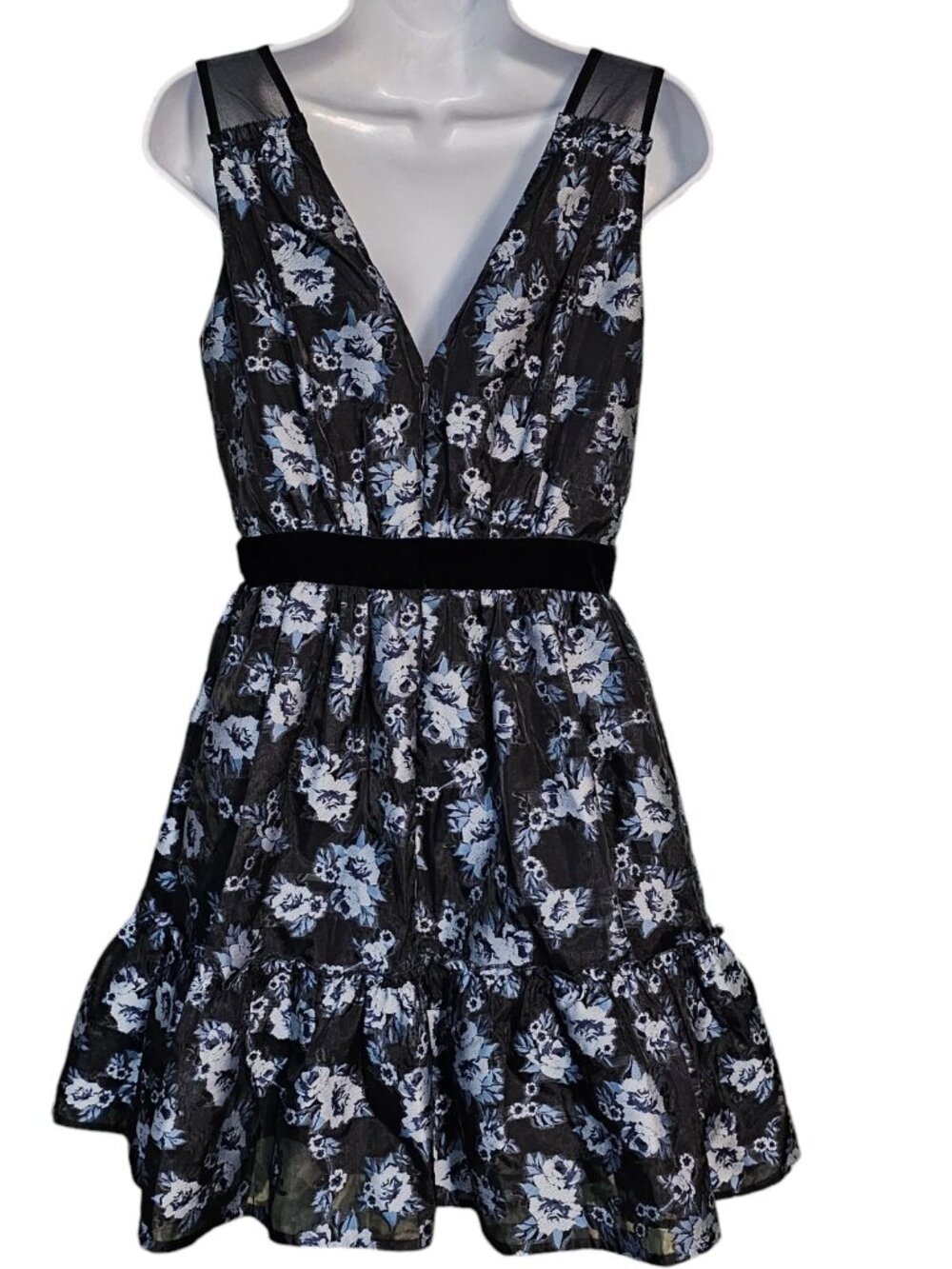Kate Spade floral pattern lace dress